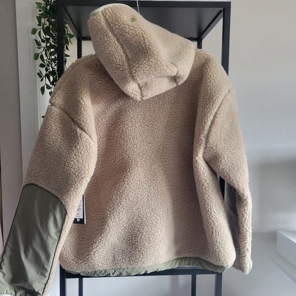 tna coat - Picture 5 of 7